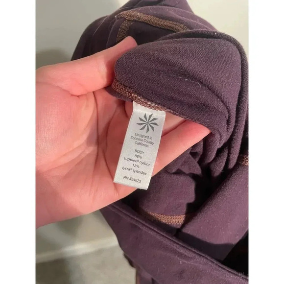 Athleta Deep Purple Cropped Leggings - Picture 8 of 10